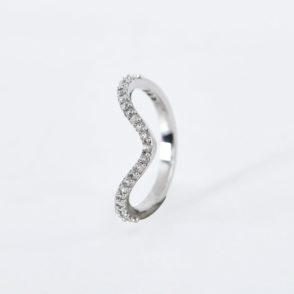 Serene Wave Ring in 925 Sterling Silver - Zeno Jewels