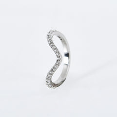 Serene Wave Ring in 925 Sterling Silver