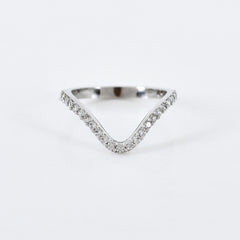 Serene Wave Ring in 925 Sterling Silver
