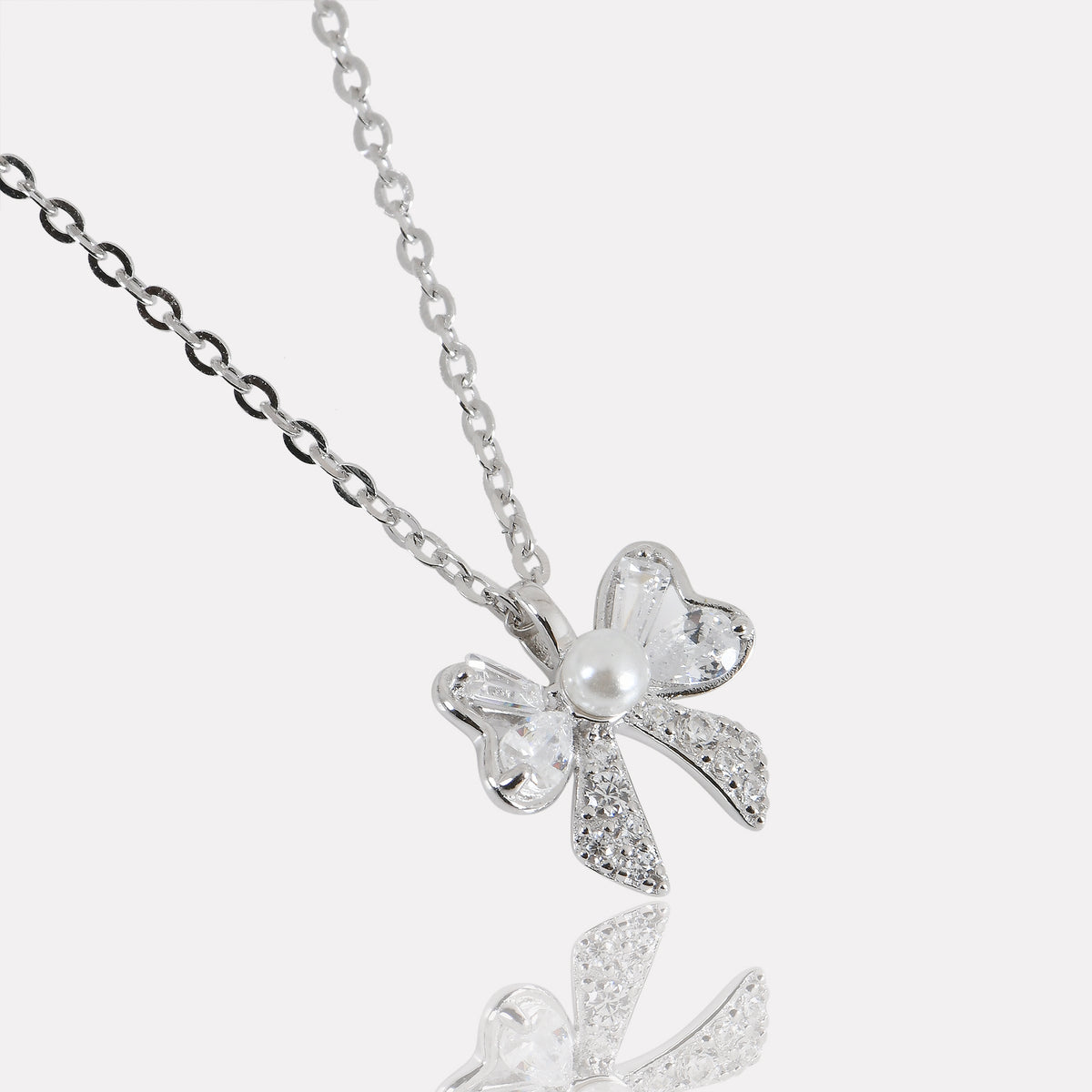 The Bow Sparkle 925 Silver Necklace