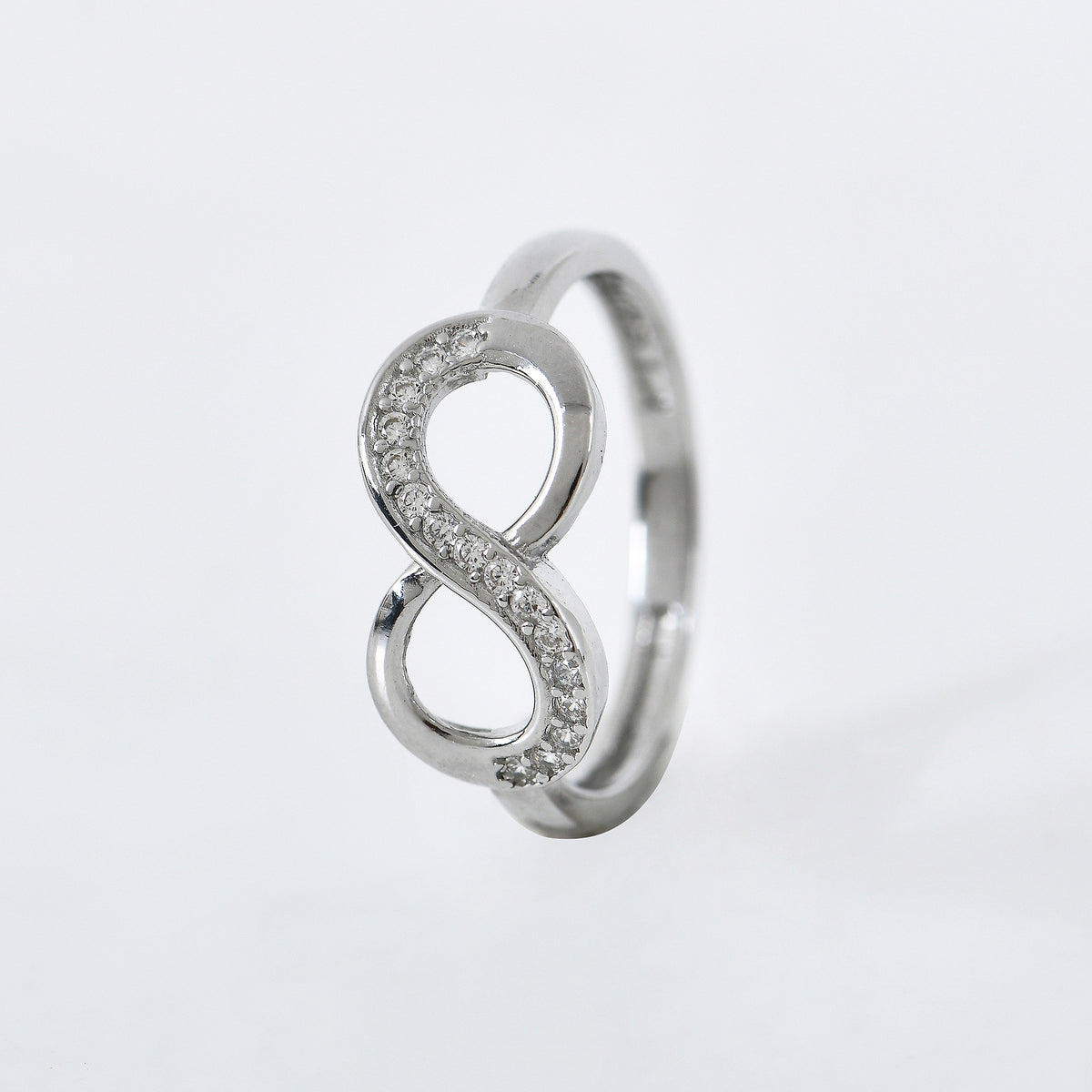Infinity Ring in 925 Sterling Silver