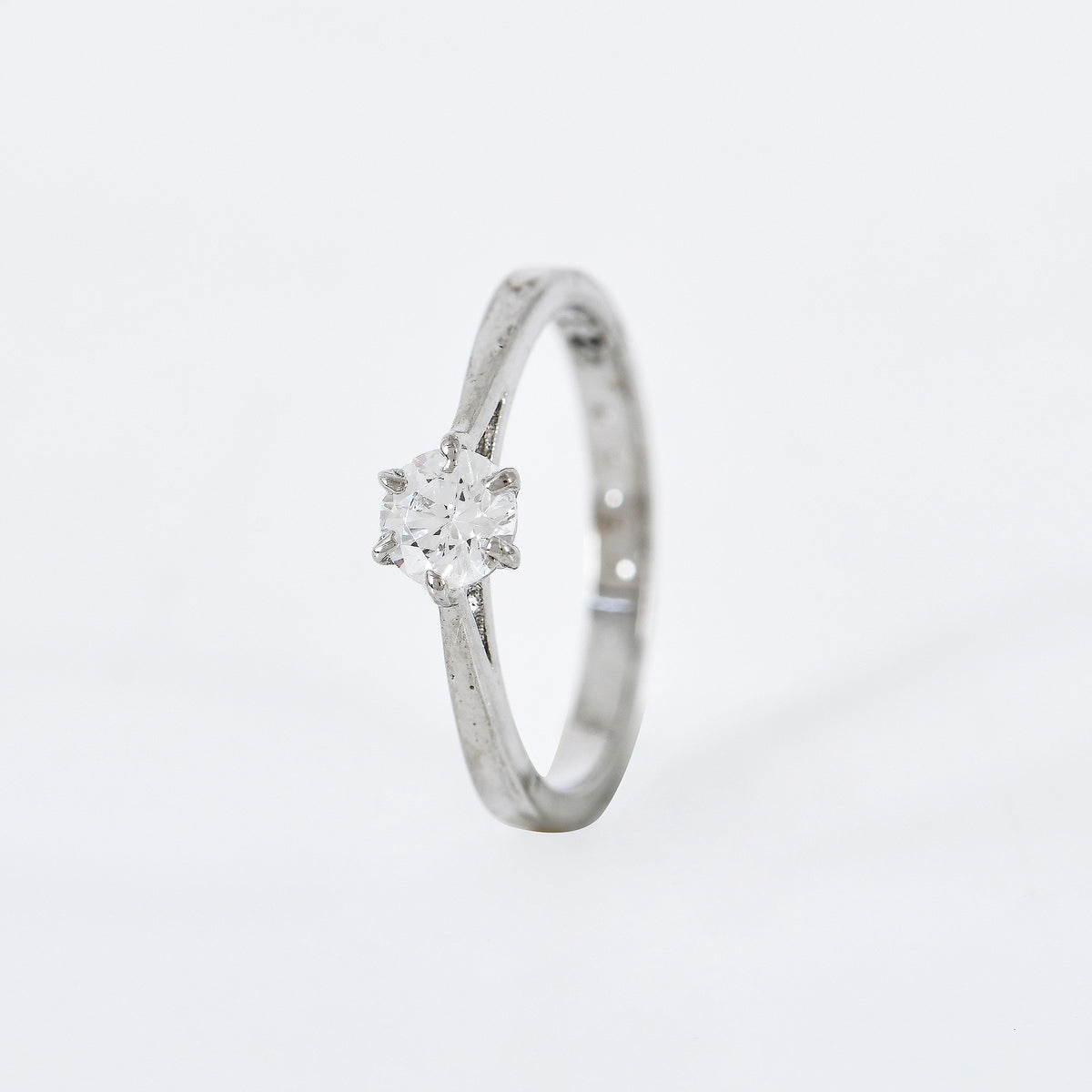 Nova Solitaire Ring in 925 Sterling Silver - Zeno Jewels