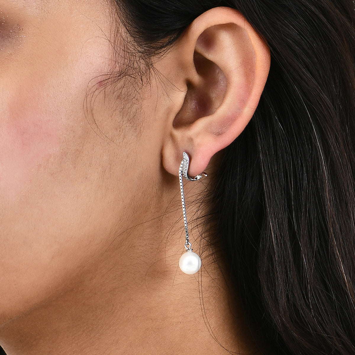 Drop-Chain Pearl Earrings in 925 Sterling Silver