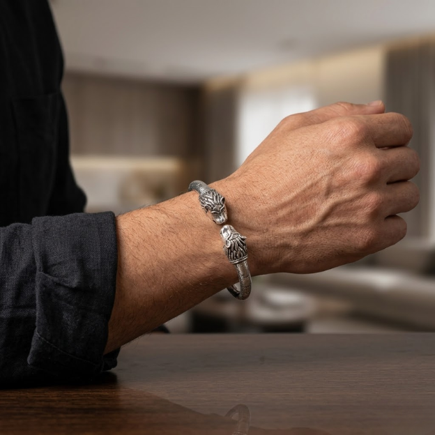 Kada & Bracelets