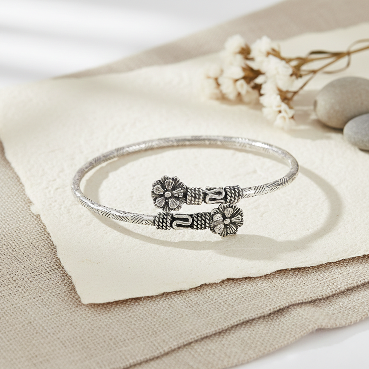 Rhodium Flower Silver Bracelet in 925 Sterling